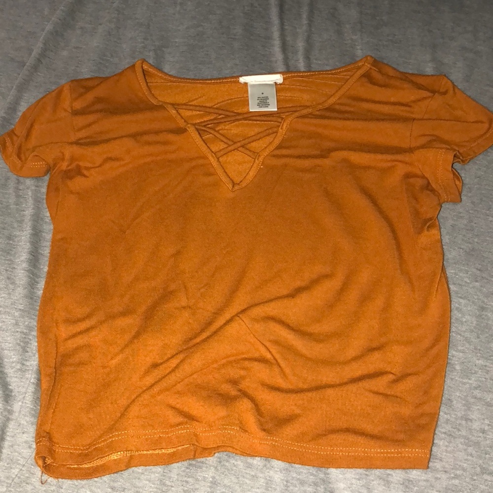 Crop top
